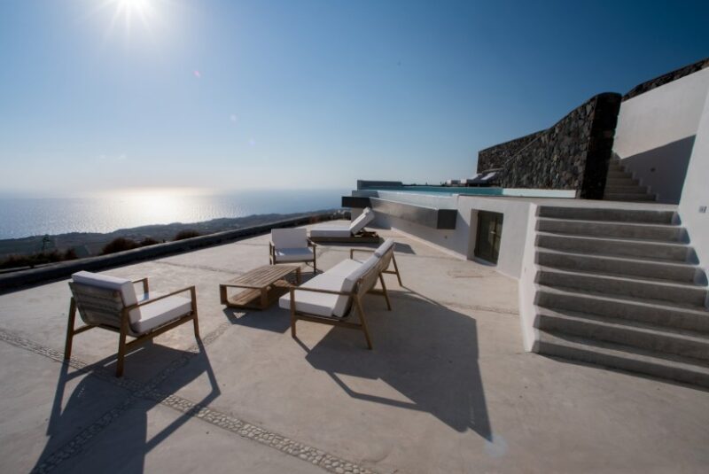 Aregou Santorini