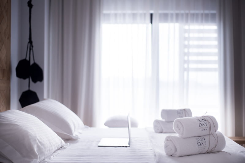 Sunday Hotel